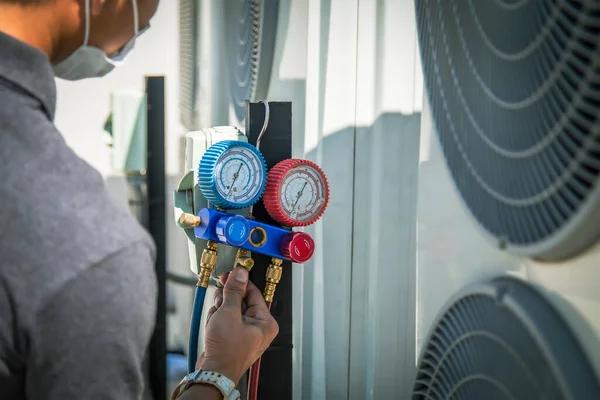 How Refrigerant Undercharge Differs from Airflow Issues in HVAC Systems