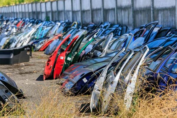 Why Homeowners Choose Garage Door Repair Loveland Experts