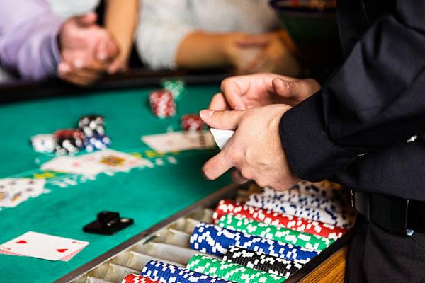 Experience Luxury with Poker Online España Casino Club