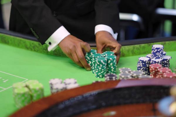Enjoy Live Casino Games through the best online casino Singapore for Players